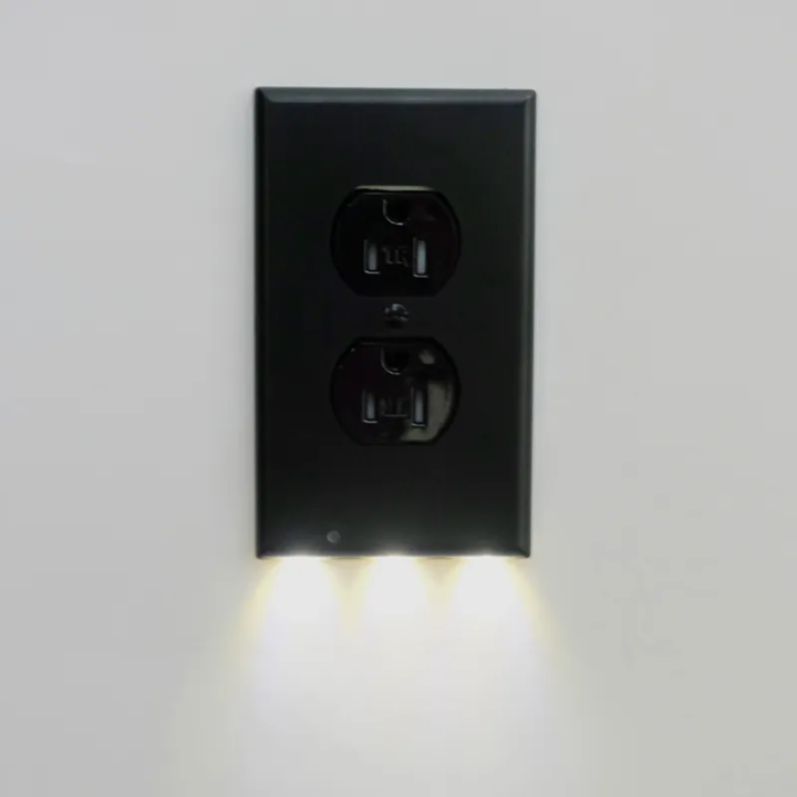 Amazon Smart Plug works with Alexa β Compact Wi-Fi Smart Outlet, No Hub Required