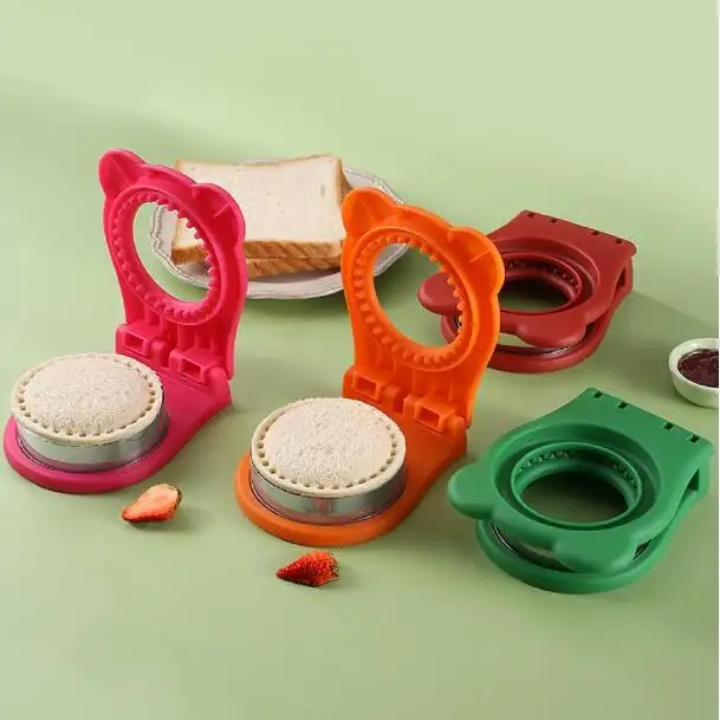 CHICHAUS Uncrustable Sandwich Maker Cutter & Sealer – 3.7-Inch Uncrustable Sandwich Maker for Kids, Crustless Pocket Sandwich Cutter & Sealer (Circle Light Blue)